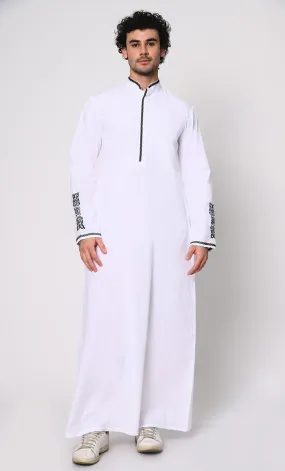 Arabic Elegance: Men's Embroidered White Thobe With Pockets